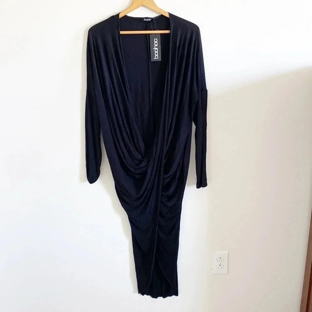 Boohoo black stretchy long sleeve draped front Bodycon plus size dress 14